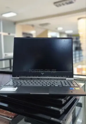 New Laptop HP Victus 15 8GB Intel Core I5 SSD 512GB