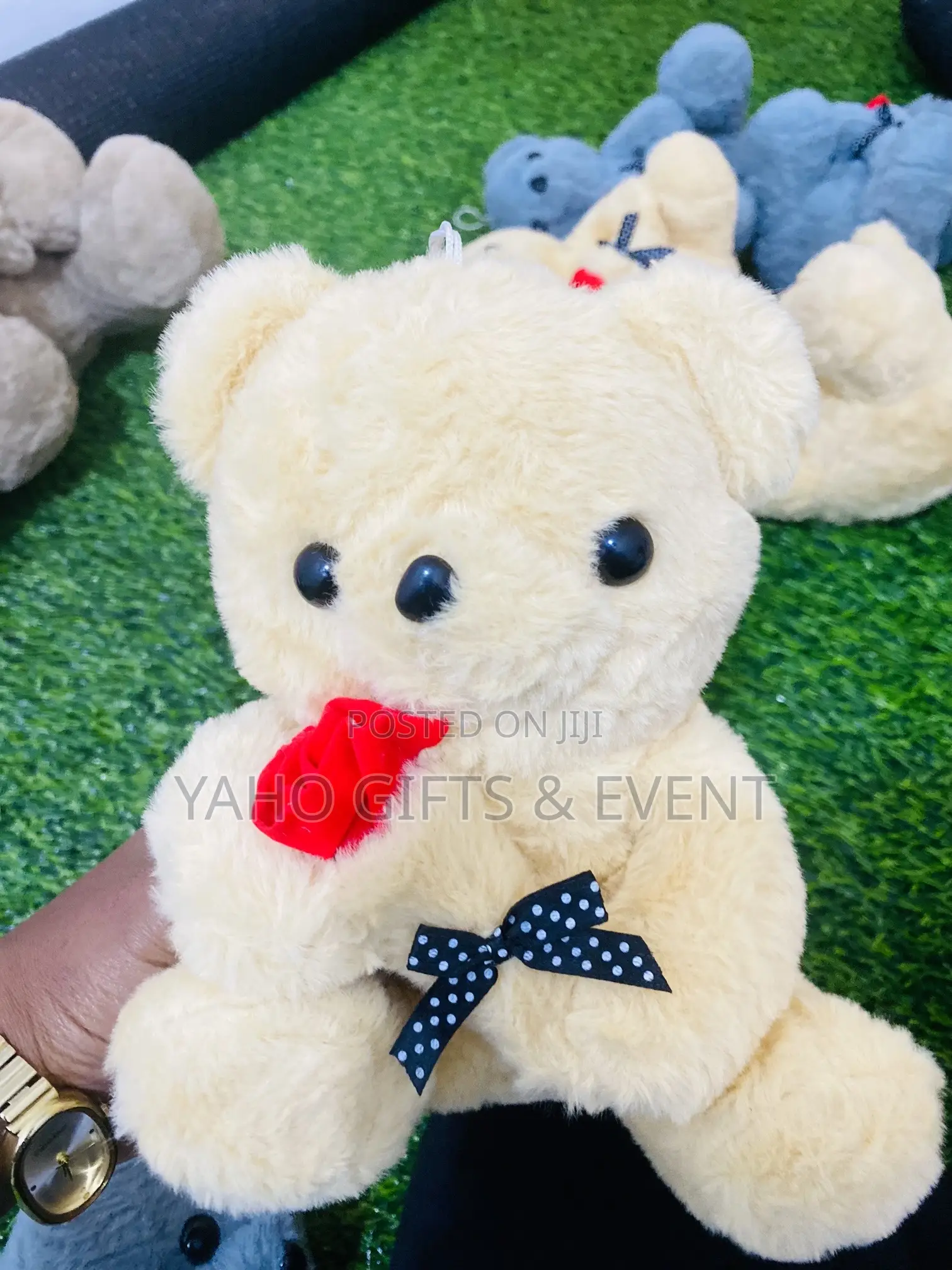 Small Toy With Roses