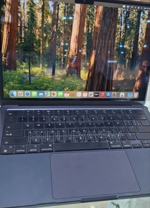 New Laptop Apple MacBook 8GB Apple M2 SSD 256GB