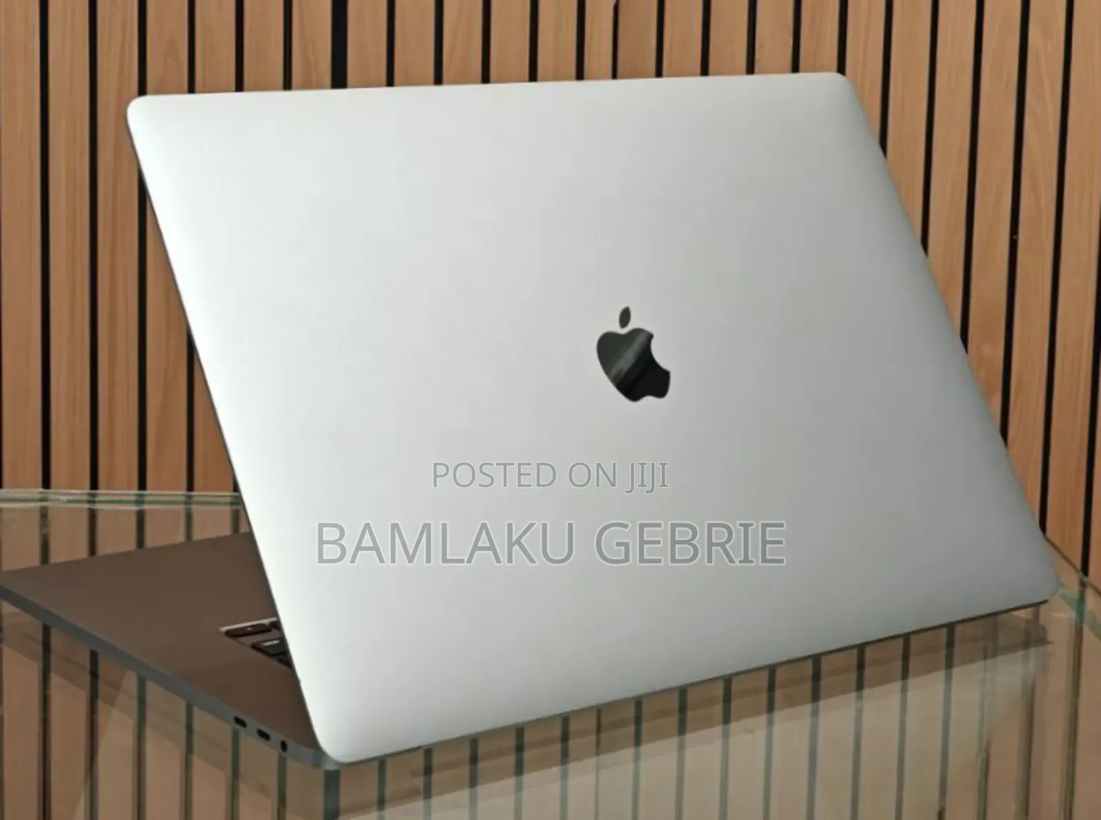 New Laptop Apple MacBook Pro 2019 16GB Intel Core I7 SSD 512GB