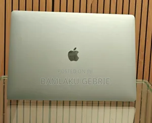 New Laptop Apple MacBook Pro 2019 16GB Intel Core I7 SSD 512GB