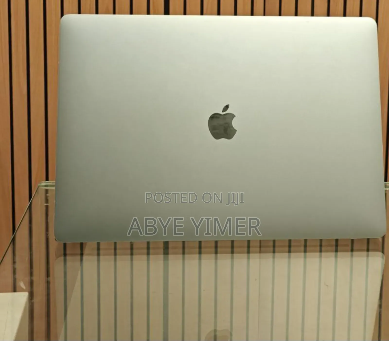 New Laptop Apple MacBook Pro 2019 16GB Intel Core I7 SSD 512GB