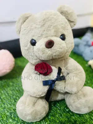 Medium Toy With Rose