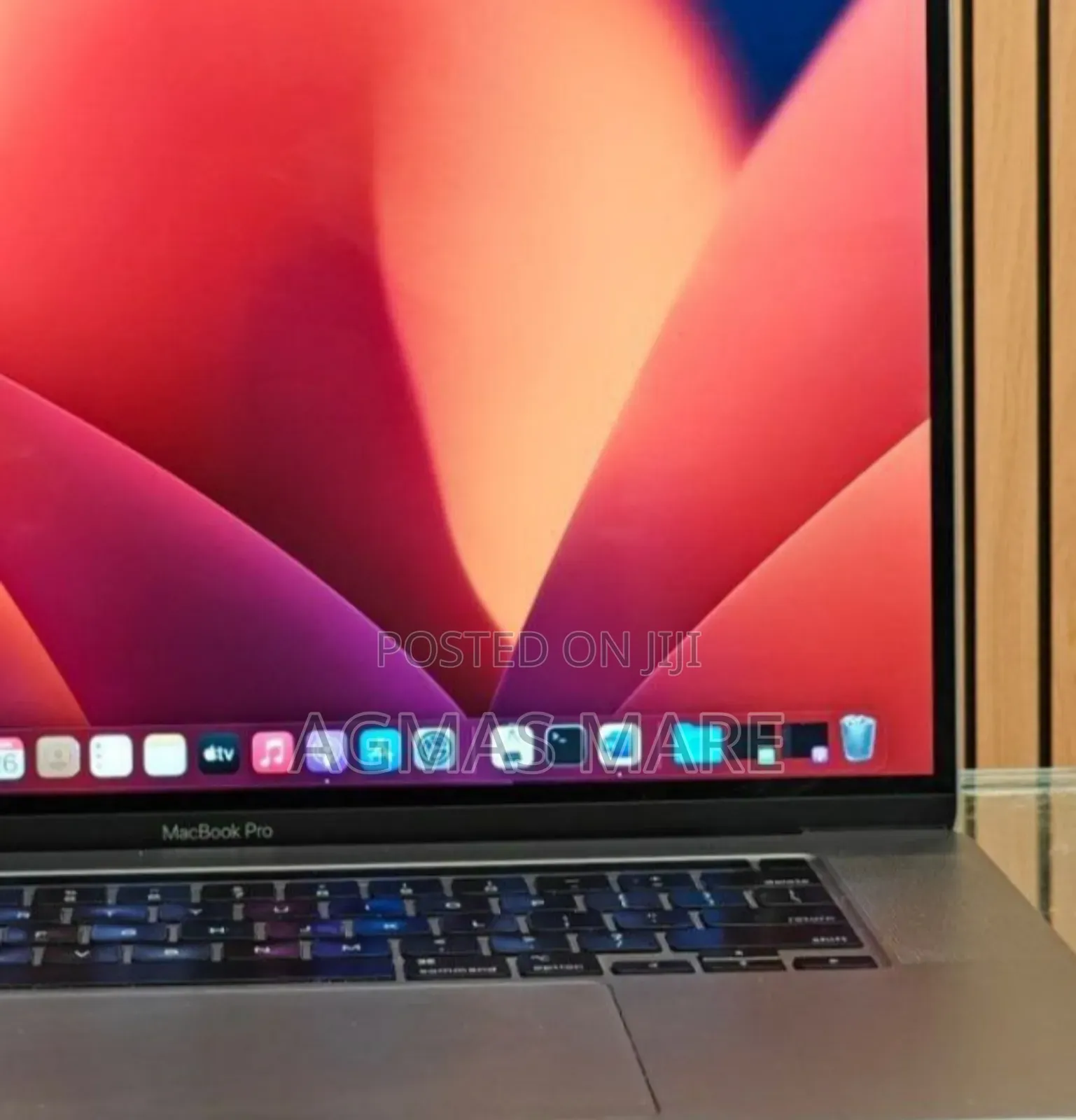 New Laptop Apple MacBook Pro 2019 16GB Intel Core I7 SSD 512GB
