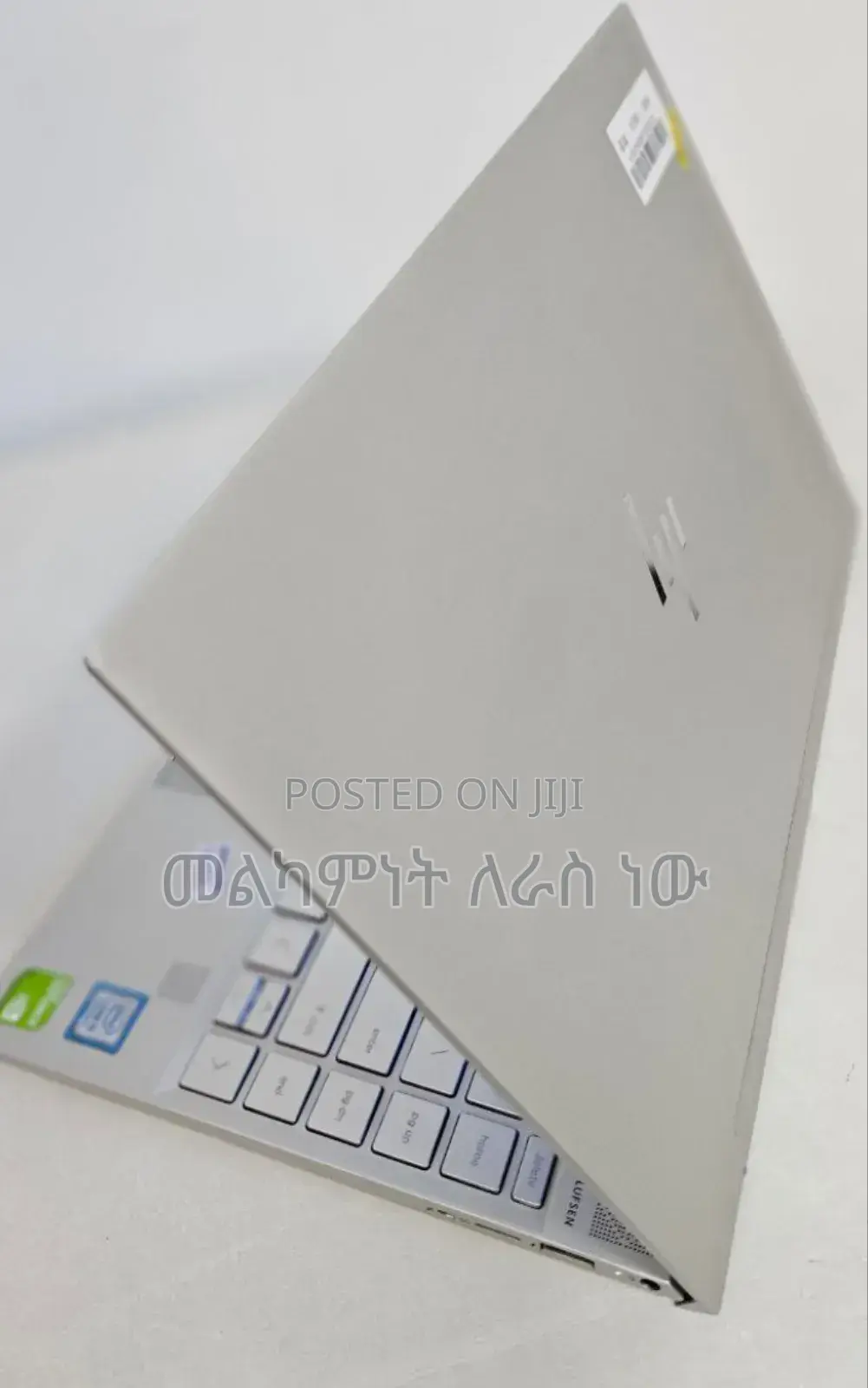 New Laptop HP Envy X360 8GB AMD Ryzen 7 SSD 512GB