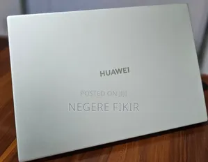 New Laptop Huawei MateBook HZ-W19 8GB Intel Core I5 SSD 512GB