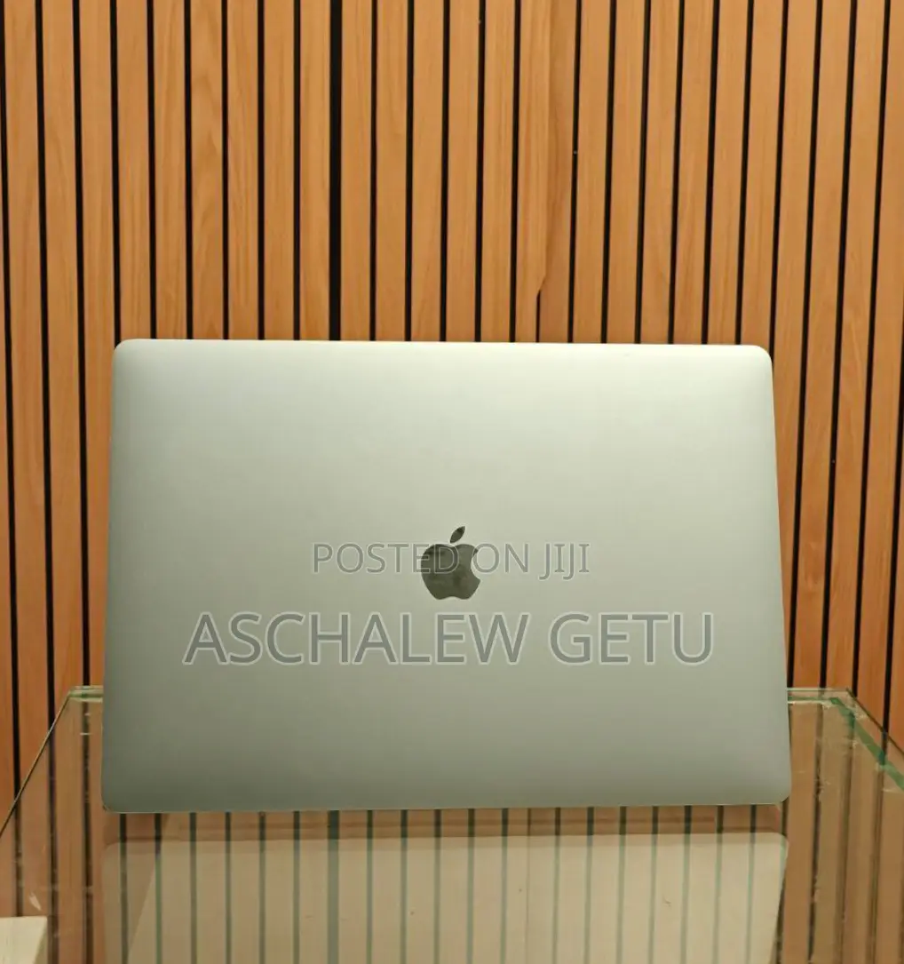 New Laptop Apple MacBook Pro 2019 16GB Intel Core I7 SSD 1T