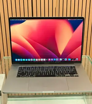 New Laptop Apple MacBook Pro 2019 16GB Intel Core I7 SSD 1T