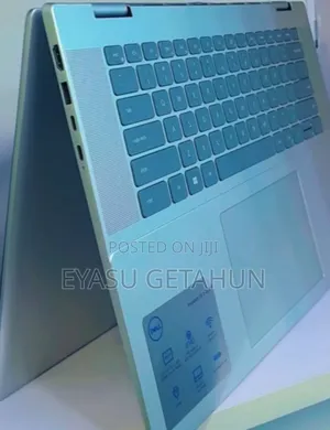 New Laptop Dell Inspiron 16 5620 16GB Intel Core I7 SSD 1T