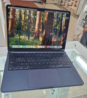 New Laptop Apple MacBook Air 2022 M2 8GB Intel Core M2 SSD 256GB