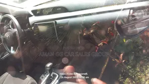 Toyota Hilux 2017 Gray