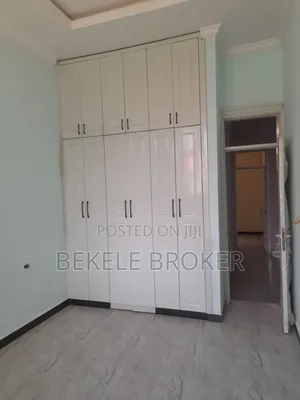 Furnished 5bdrm Villa in ቪለ, Bole for sale