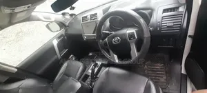 Toyota Land Cruiser 2017 White