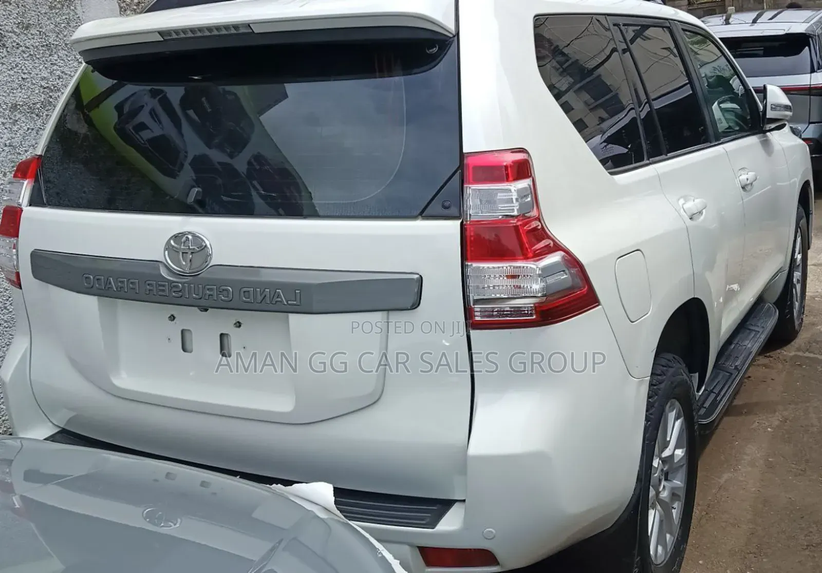 Toyota Land Cruiser 2017 White