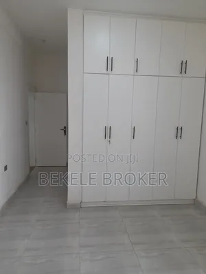 Furnished 3bdrm Apartment in አፓርትመንት, Bole for sale