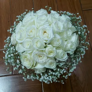 Bride and Bridesmaid Flower የሙሽራና የሚዜ አበባ