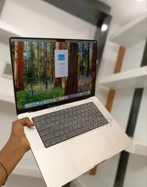 New Laptop Apple MacBook Pro 2021 M1 16GB Apple M1 Pro SSD 1T