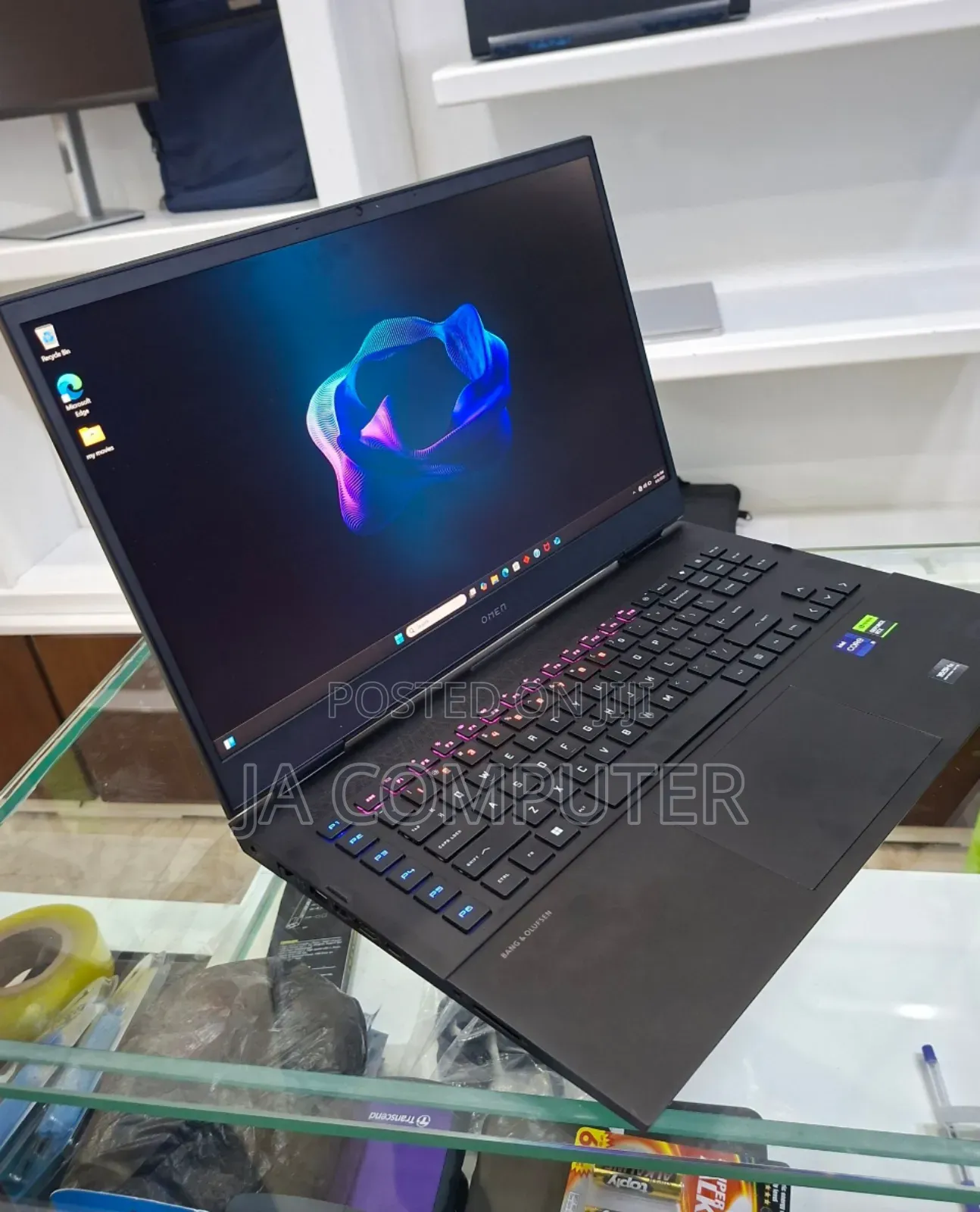 New Laptop HP Omen 17 32GB Intel Core i9 SSD 2T