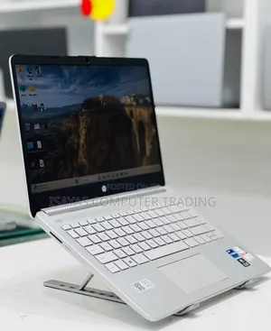 New Laptop HP Stream Notebook 16GB Intel Core I7 SSD 512GB