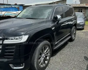 Toyota Land Cruiser 2022 Matt Black