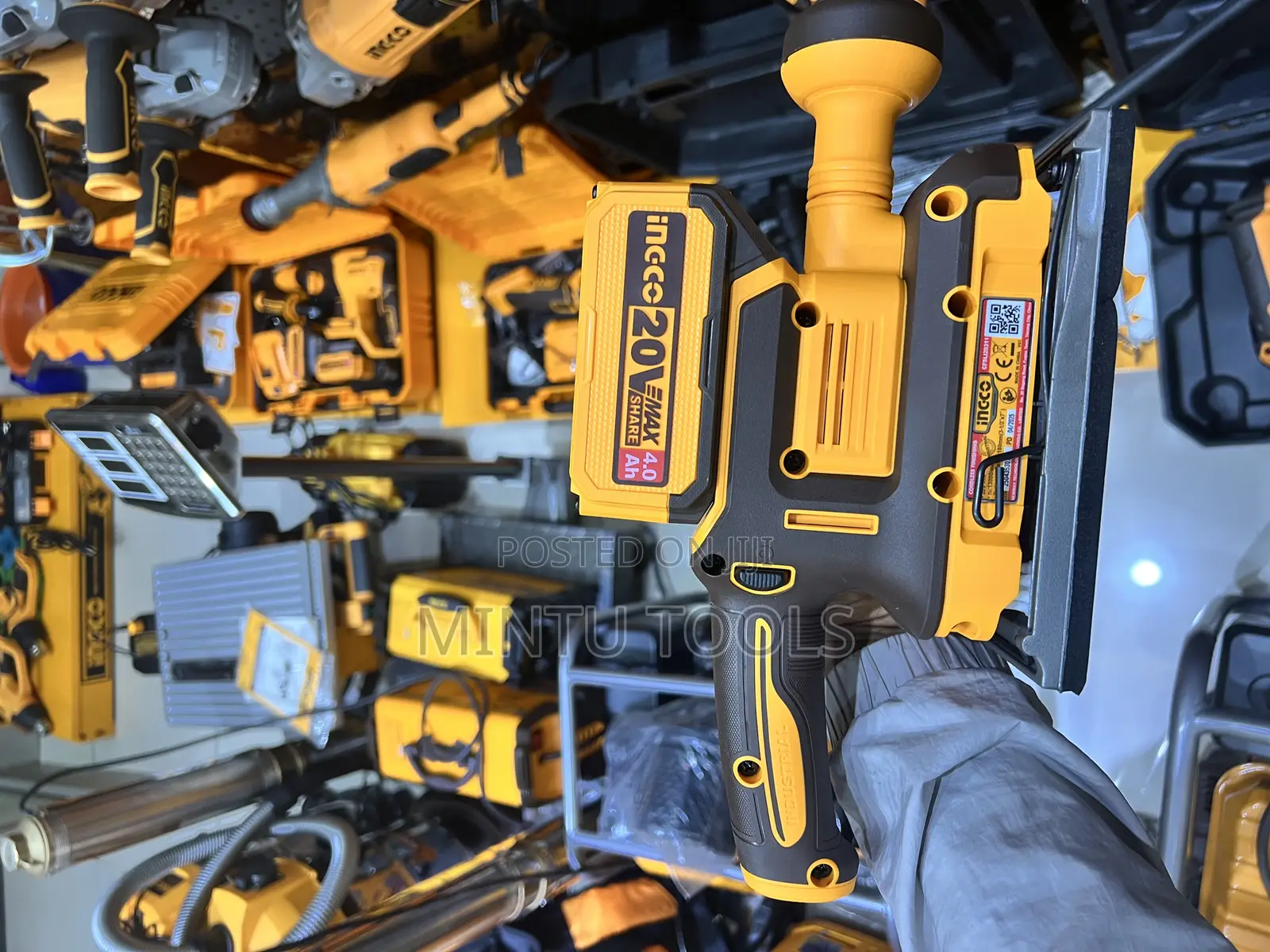 Ingco Cordless Sander 20