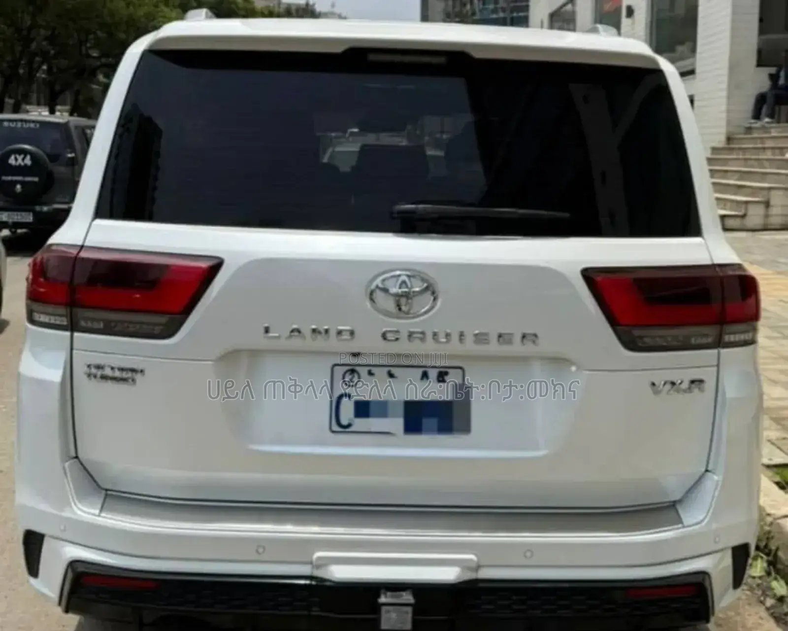 Toyota Land Cruiser 2023 White