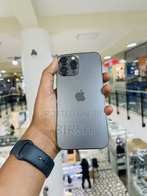 Photo - Apple iPhone 13 Pro Max 128 GB Black