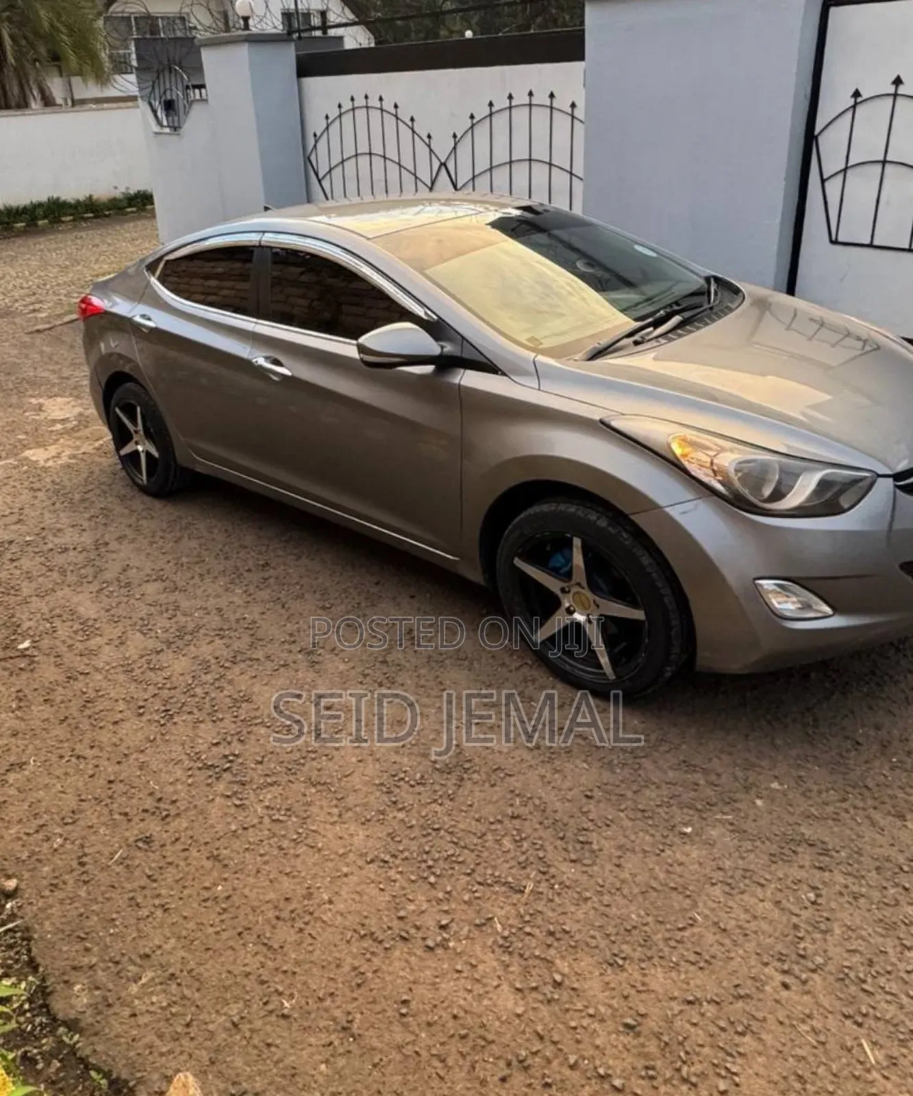 Hyundai Avante 2012 Silver