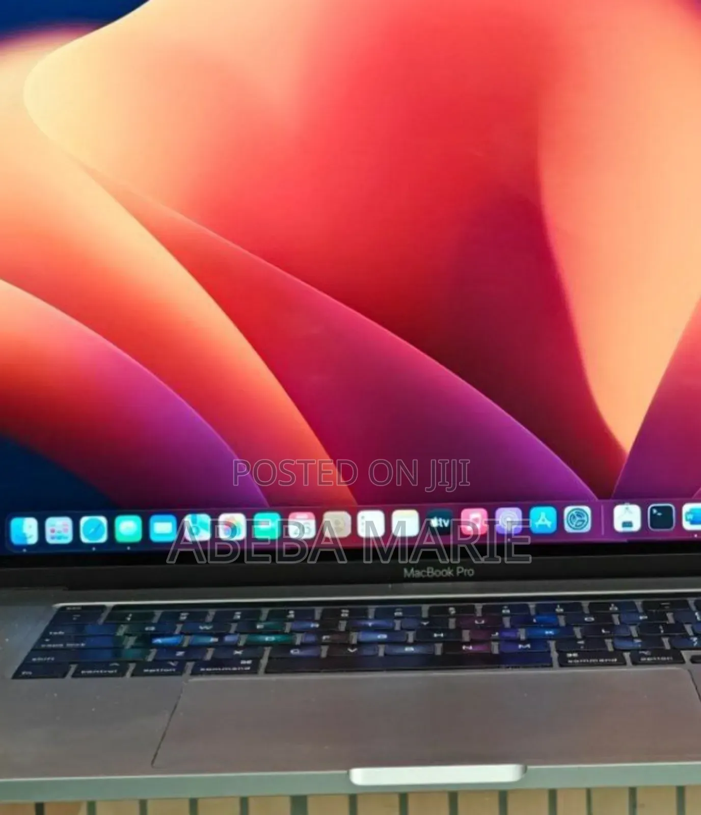 New Laptop Apple MacBook Pro 2019 16GB Intel Core I7 SSD 512GB