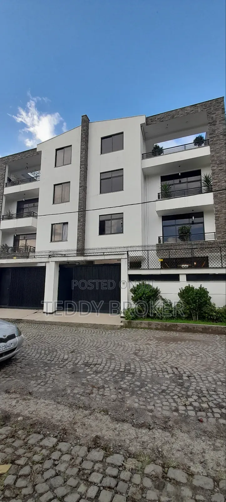 10bdrm House in Haile Garment, Nifas Silk-Lafto for sale