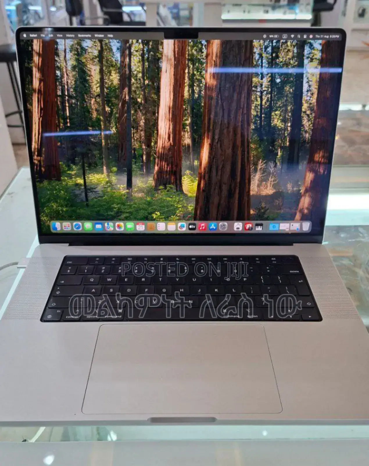New Laptop Apple MacBook Pro M1 16GB Apple M1 Pro SSD 1T