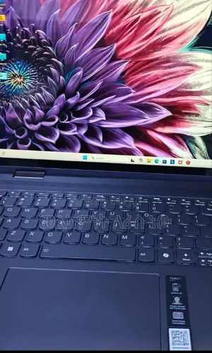 New Laptop Lenovo Yoga 7i 16GB Intel Core Ultra 7 SSD 1T