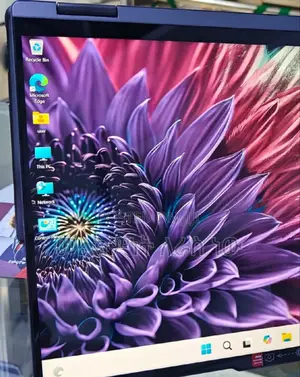 New Laptop Lenovo Yoga 7i 16GB Intel Core Ultra 7 SSD 1T