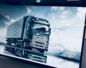 Photo - New Laptop Lenovo Yoga 7i 16GB Intel Core I7 SSD 512GB