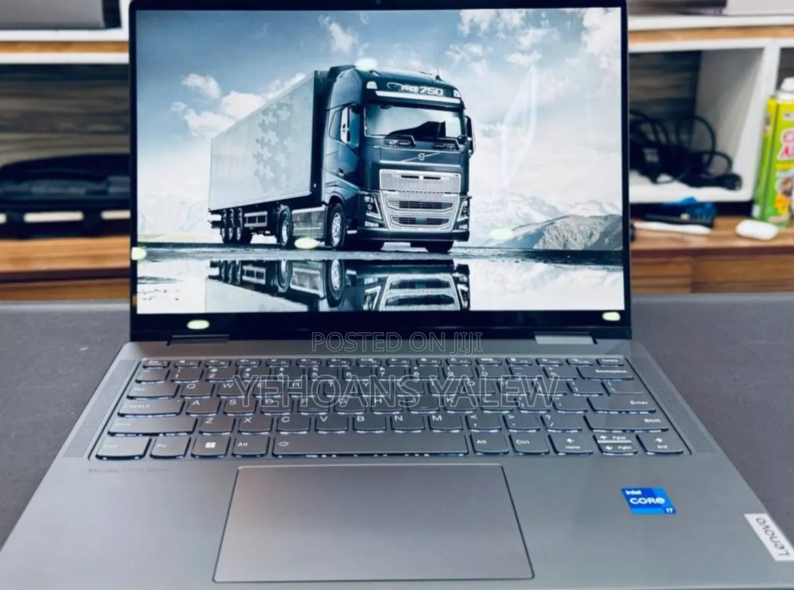 New Laptop Lenovo Yoga 7i 16GB Intel Core I7 SSD 512GB