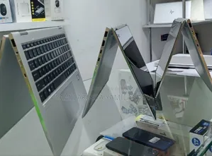 New Laptop HP EliteBook X360 1040 G7 16GB Intel Core I7 SSD 512GB