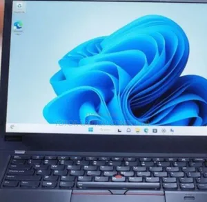 Photo - New Laptop Lenovo ThinkPad Yoga 16GB Intel Core I5 SSD 512GB