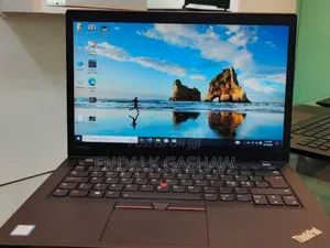 Photo - New Laptop Lenovo ThinkPad Yoga 8GB Intel Core I5 SSD 512GB