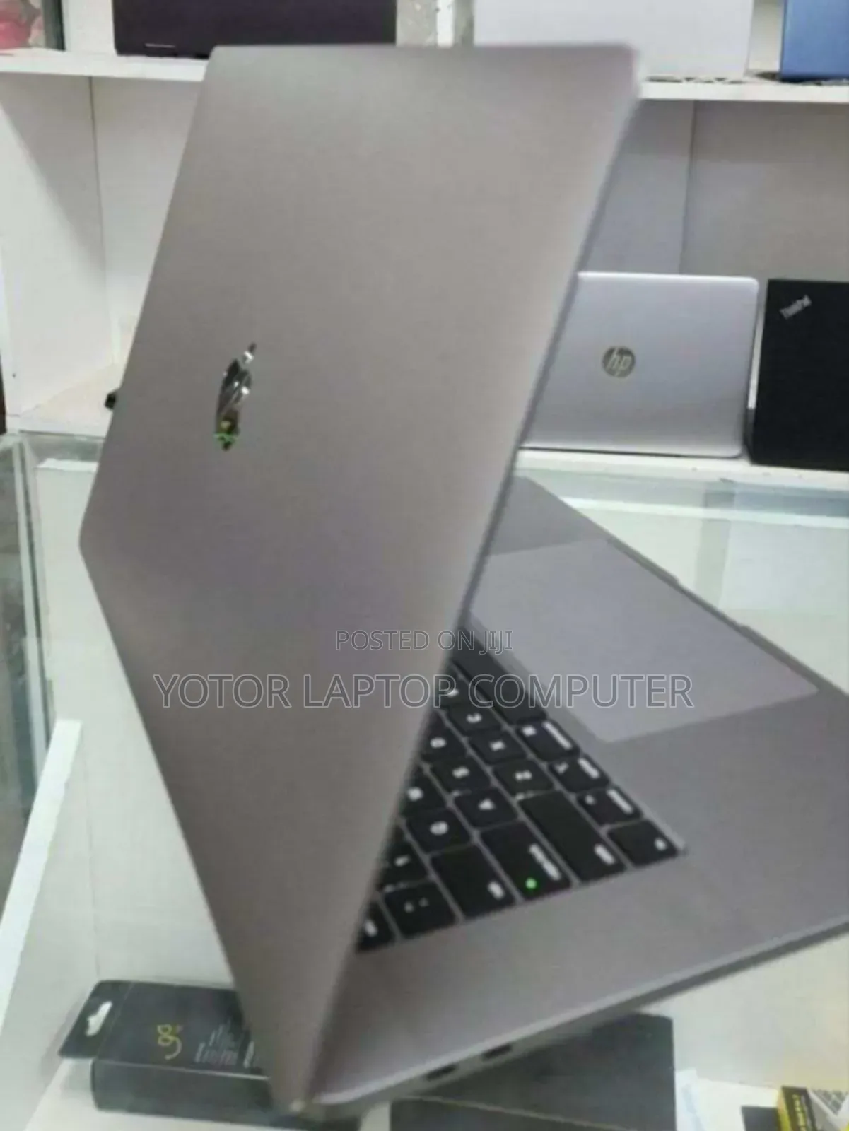 New Laptop Apple MacBook Pro 2019 32GB Intel Core I9 SSD 1T