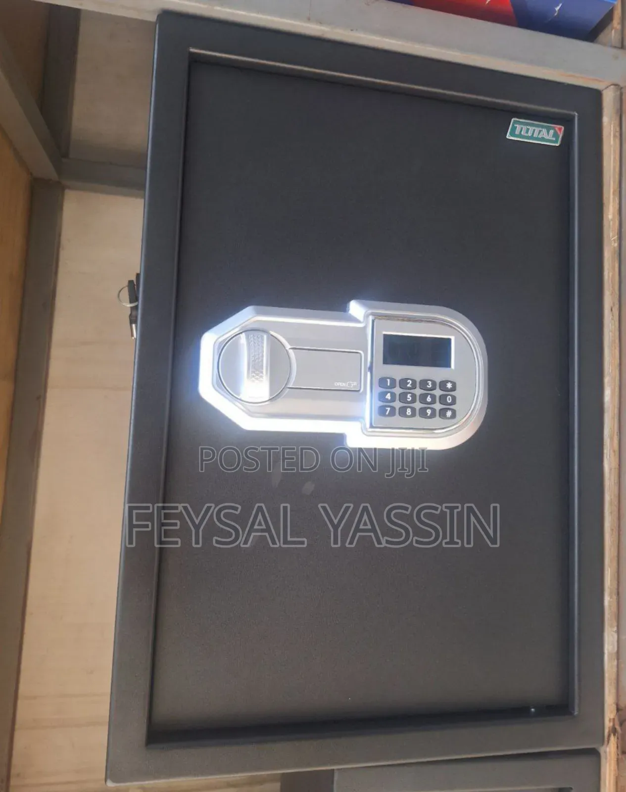 Total Electronic Safe 52 Lt
