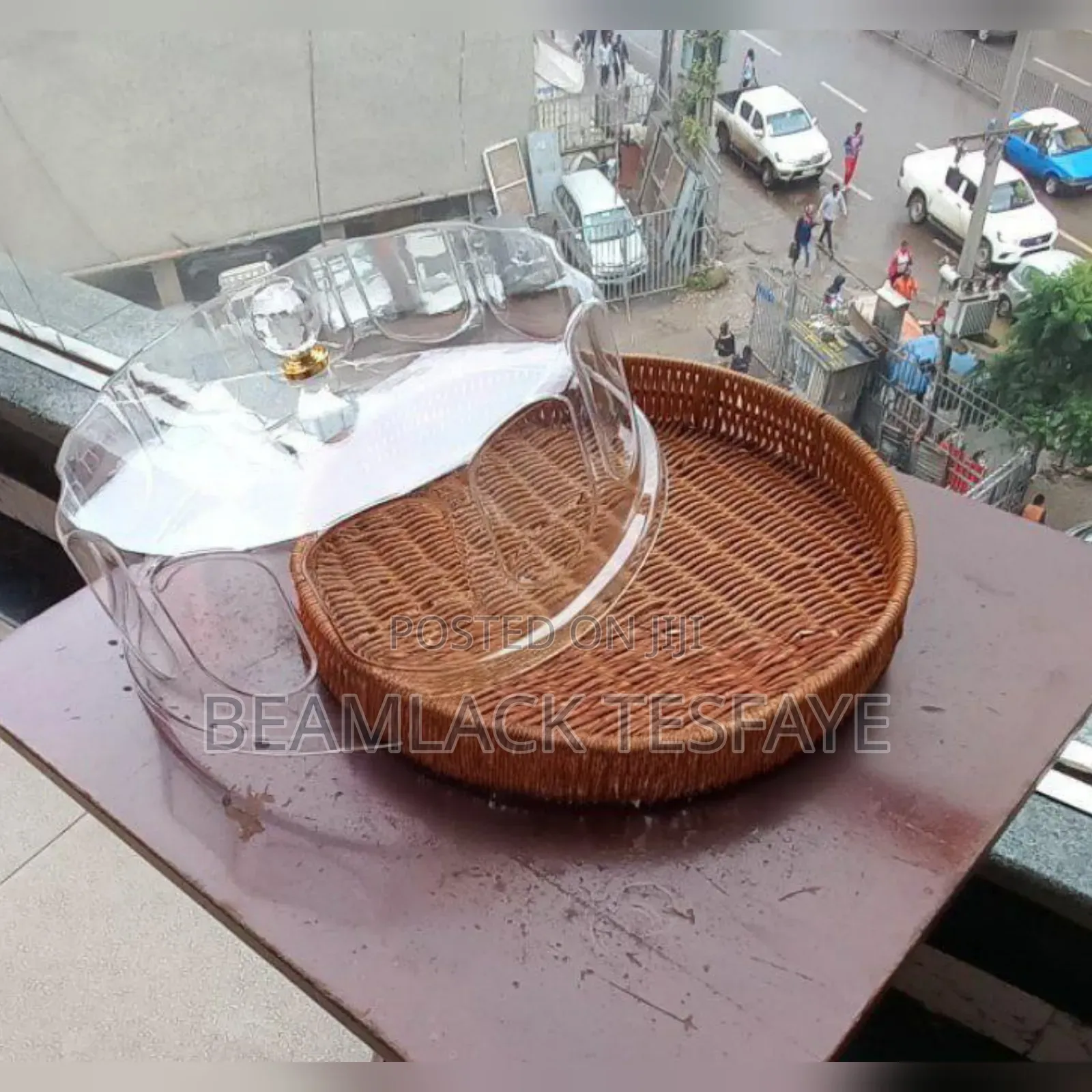  Enjera and Bread Box