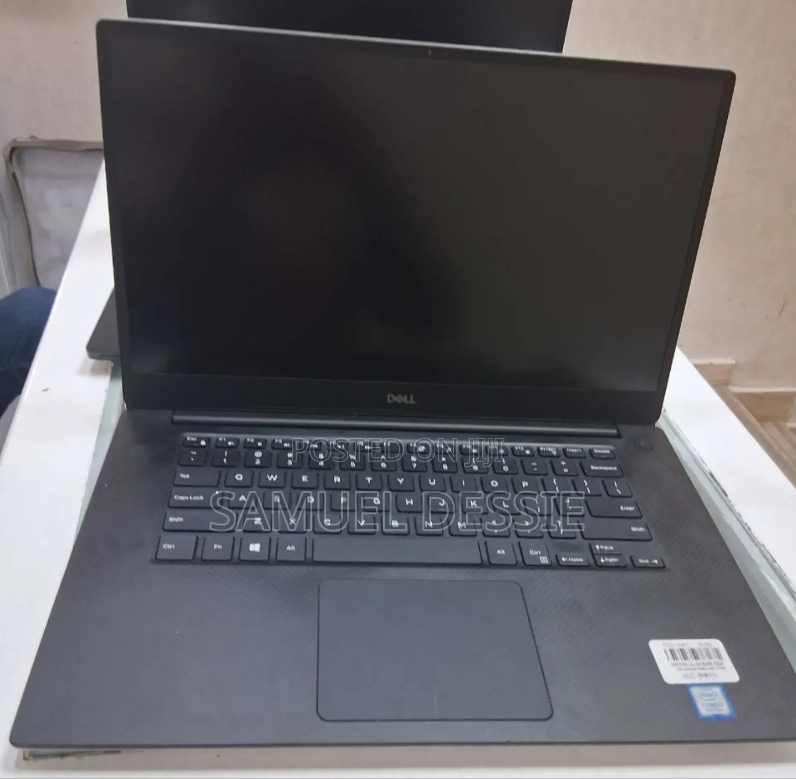 New Laptop Dell Precision 15 3541 16GB Intel Core I7 SSD 512GB