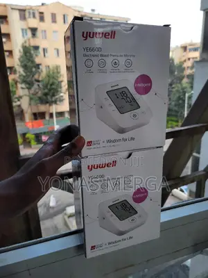 Photo - Blood Pressure Monitor訊窗digital Bp Monitoring酮仆semi-Automatic Device,