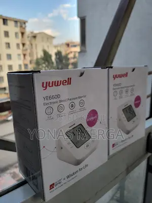 Photo - Blood Pressure Monitor屬蛤electronic Blood Pressure Monitor又三bp Apparatu