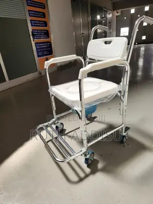 Toilet Wheelchair寄出comfortable Commode Wheelchair建議wheelchair Toilet