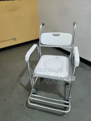 Photo - Toilet Wheelchair肋走wheelchair延弓commode Wheelchair段子wheelchair Toilet