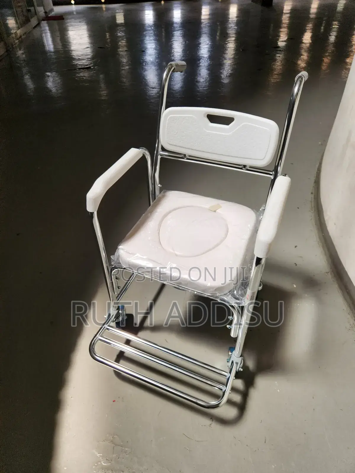 Wheelchair腑了commode Wheelchair轟出wheelchair症的wheelchair痱我wheelchair