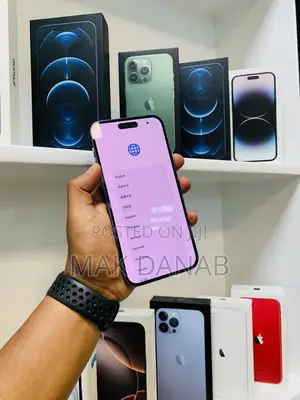 Photo - Apple iPhone 14 Pro Max 128 GB Purple