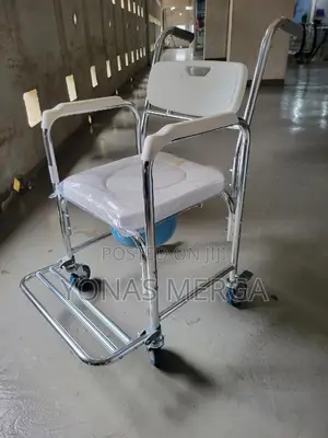 Photo - Padded Seat, Rolling Transport Chairه鴠commode Chair亞፱chair Bedside
