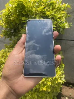 Photo - Google Pixel 7 256 GB Yellow